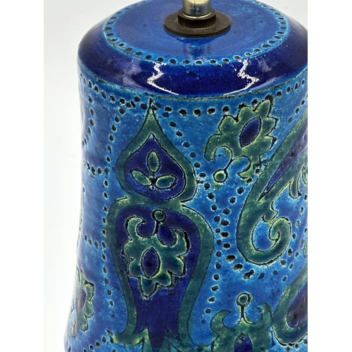 1125 - Probably by Aldo Londi for Bitossi rimini blue baluster lamp decorated with green scrolled paisley, ... 