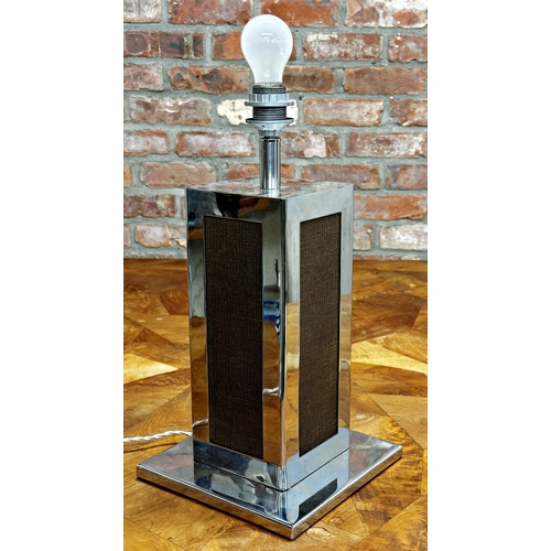 1146 - Unusual vintage chrome and wirework table lamp in the manner of Willy Rizzo, the square column on a ... 