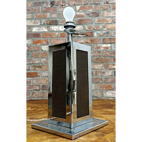 1146 - Unusual vintage chrome and wirework table lamp in the manner of Willy Rizzo, the square column on a ... 