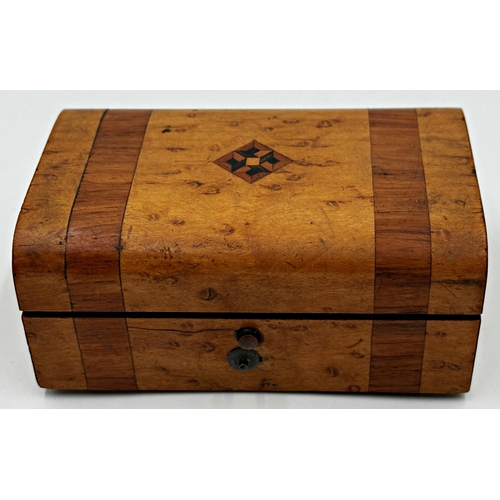 62 - Late 19th century birdseye maple and rosewood musical snuff box, play four airs, 12.5cm long, curren... 