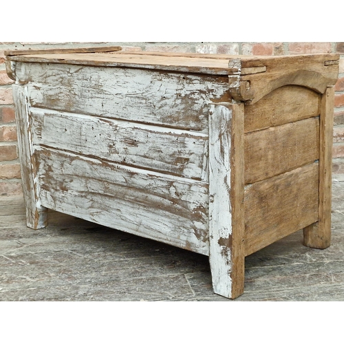 1324 - 16th century Rivan oak meal ark or chest the primitive hinge top over a panel base on styled support... 