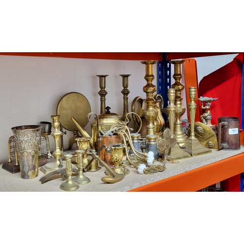 378 - Mixed collection of brass and copperware to include candlesticks, letter holder, tankard, teapot, tw... 