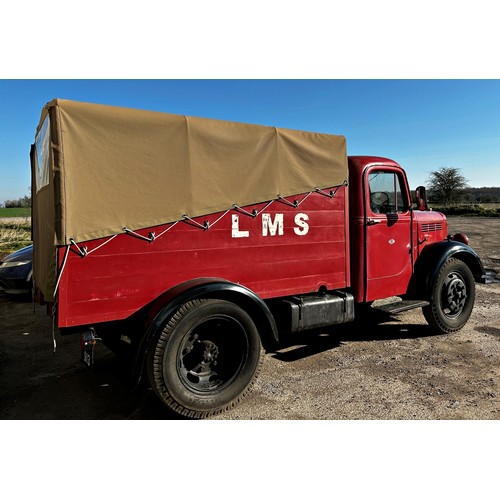 1092 - 1940s Bedford MSD Flat Lorry, XVV 913, Chassis no MSD 24440, Engine no 2699, both numbers correspond... 