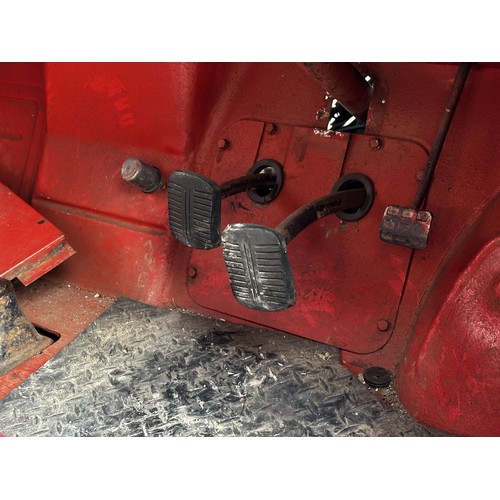 1092 - 1940s Bedford MSD Flat Lorry, XVV 913, Chassis no MSD 24440, Engine no 2699, both numbers correspond... 