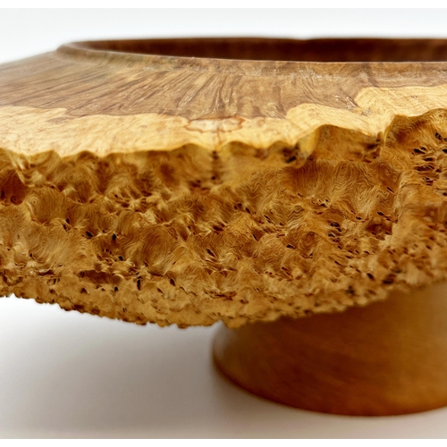 554 - Peter Sawyer - York Gum Burl wooden pedestal bowl, 11cm high x 36cm long