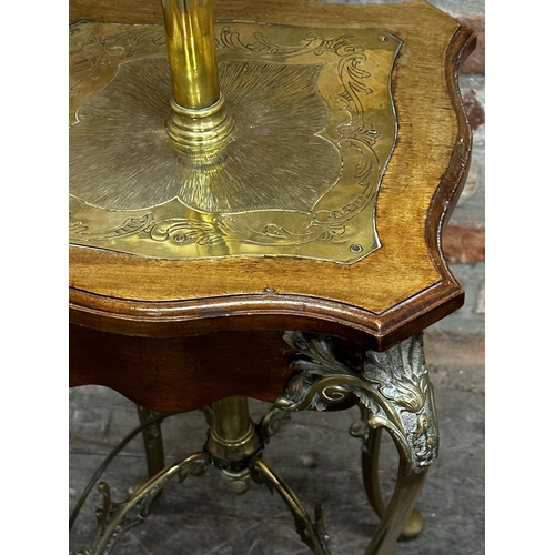 1170 - Good quality French telescopic standard lamp table with brass column and cabriole legs, serpentine w... 