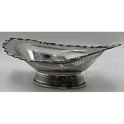 206 - Good quality early 20th century silver pedestal fruit bowl, with geometric pierced bands, maker Thom... 