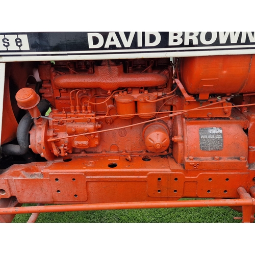 146 - Vintage Case David Brown 1210 diesel tractor, starts and drives, in very good restored condition