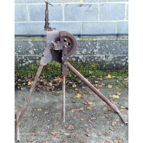 94 - Vintage pipe bender