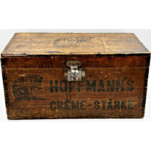 109 - Vintage Hoffmann's Creme-Starke advertising box decorated with a cat, 26 x 51cm