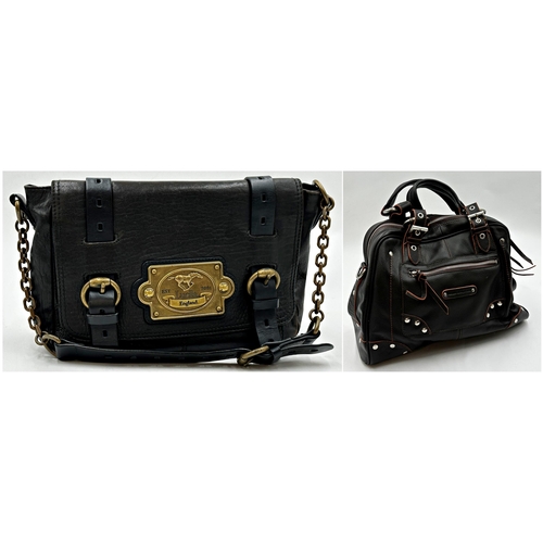 360 - A Luella leather chain link black leather handbag. Gold tone hardware with magnetic front fastening,... 