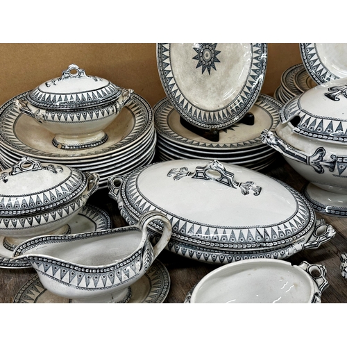 469 - A comprehensive and extensive collection of Hollinshead & Kirkham star pattern dinner service compri... 