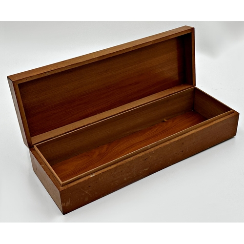 564 - Early 20th century sporting interest satinwood glovebox the hinged lid inlaid with stained boxwood o... 