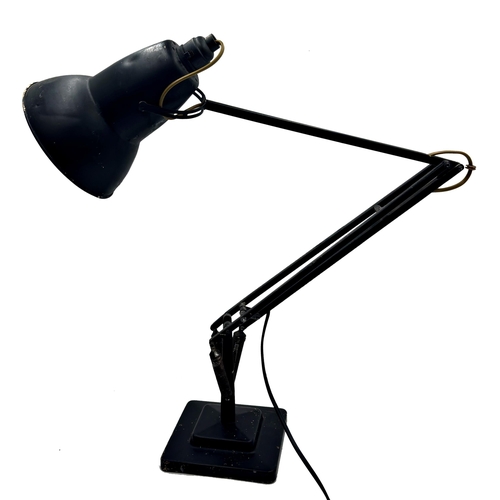 1173 - Pair of Herbert Terry Anglepoise articulated desk lamps on stepped square bases in black colourway (... 