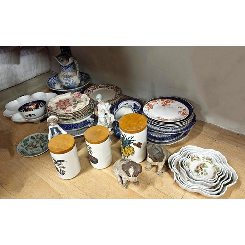 477 - Large collection of mixed 19th century and later porcelain and ceramics to include a set of Adderley... 