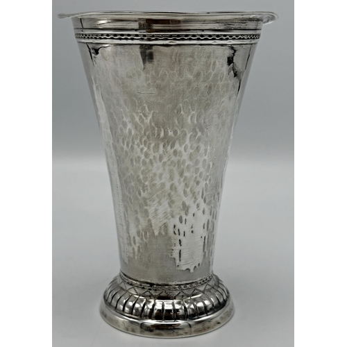 291 - '925' import silver planished tapered beaker, 13.5cm high, 6oz approx