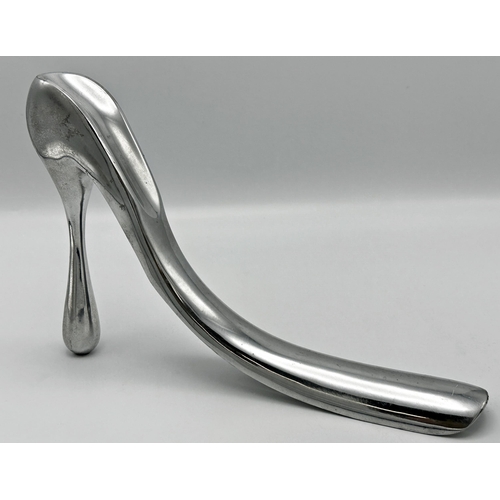 634 - Manolo Blahnik for Habitat cast aluminium stiletto shoe horn, 27cm long