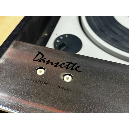 722 - Dansette Bermuda portable record player