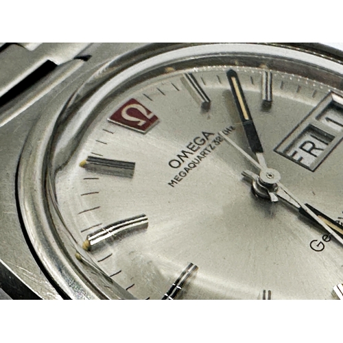 24 - 1970s Omega Megaquartz 32khz Geneve stainless steel gents watch with Omega back, 40mm case, silvered... 