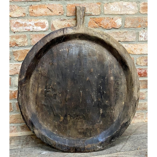 730 - Unusually large rustic, possibly Indian, treen pan, 90cm wide