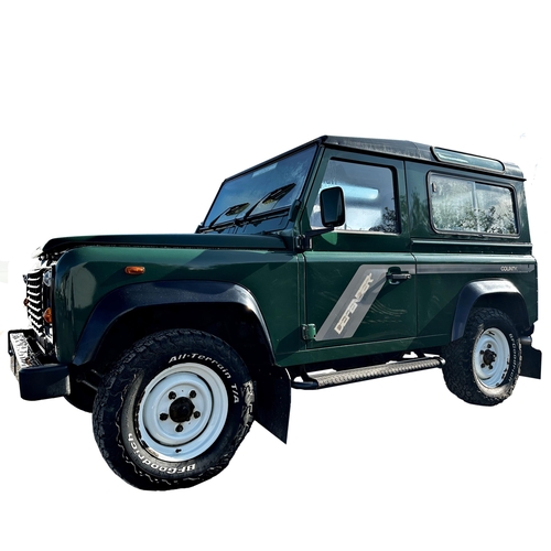 1001 - 2006 Land Rover Defender 90 TD5 Station Wagon, 5dr Diesel Manual 4WD, 2495cc,  One previous owner, 5... 