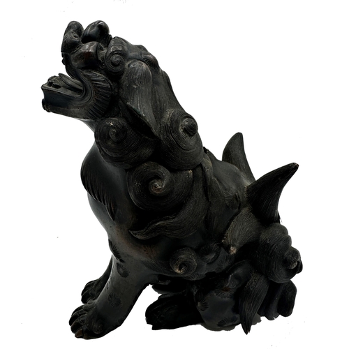 545 - Antique Chinese bronze incense burner in the form of a seated temple dog, hinged at the neck, 15cm h... 