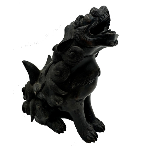 545 - Antique Chinese bronze incense burner in the form of a seated temple dog, hinged at the neck, 15cm h... 