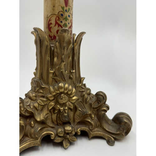 1172 - Good Victorian gilt metal and lacquered table lamp, 59cm high