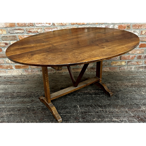 2332 - Good 19th century French fruitwood Vendange table, oval top and revolving triangle column, 72cm H x ... 