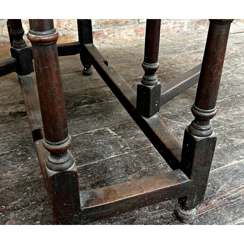 2338 - 19th century oak gateleg table, fitted with two small drawers, 72cm H x 137cm Extended