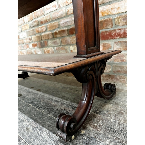 2344 - William IV mahogany three tier buffet, raised sloped gallery and Corinthian column type supports, 11... 