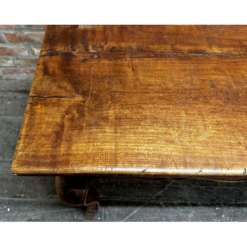 2352 - Good quality 19th century French cherry wood farmhouse refectory table, with moulded serpentine apro... 