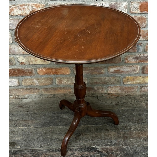 2355 - Antique mahogany dish top tripod table, H 72cm x W 60cm