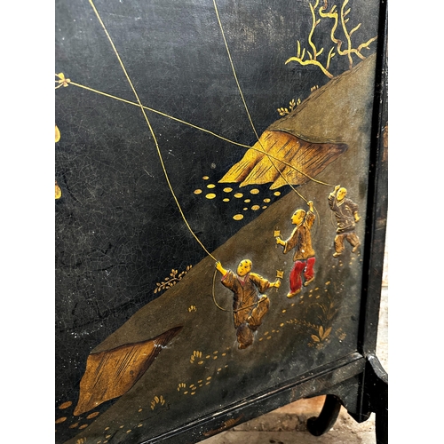 2379 - Early 20th century Chinoiserie fire screen, decorated with three men flying kites, 90 x 51cm