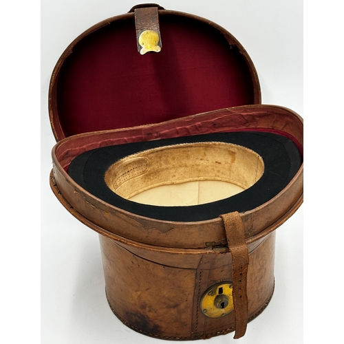 468 - Good quality brushed silk 'The Gentleman' top hat, in original leather hat box