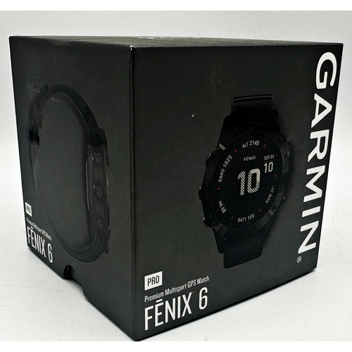 Garmin Fenix 6 47mm case silver with black band as new in