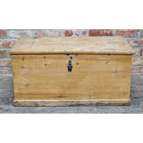 2371 - Antique pine blanket box, H 43cm x W 87.5cm x D 47.5cm