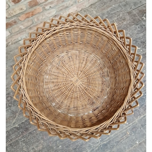 2405 - Hungarian wicker bread basket on stand, H 95cm