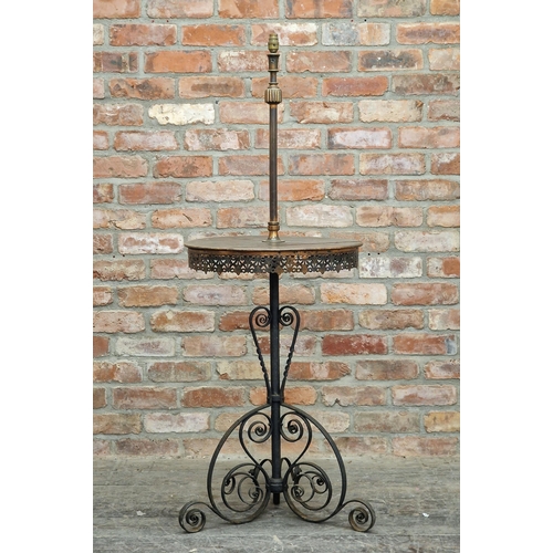 2205 - Antique wrought iron standard lamp of scrolled form, integrated table with pierced metal apron, H 14... 