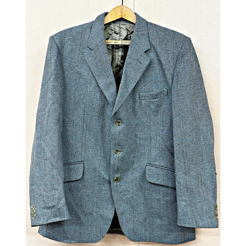 495 - A tweed suit by John G Hardy size 40 reg