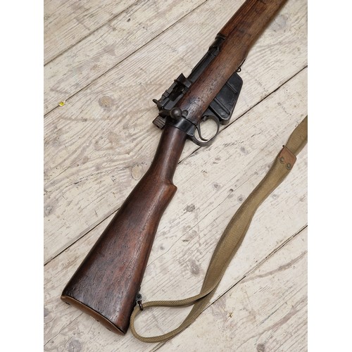 Deactivated Lee-Enfield No.4, De-activated Guns