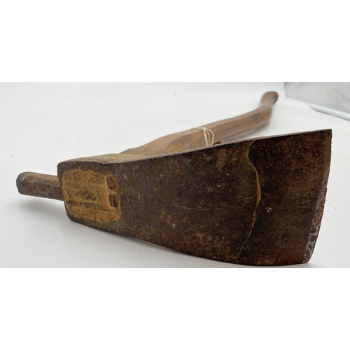 138 - The estate of Peter & Joy Evans of Whiteway, Stroud - Peter Evans adze woodworking tool, with canted... 