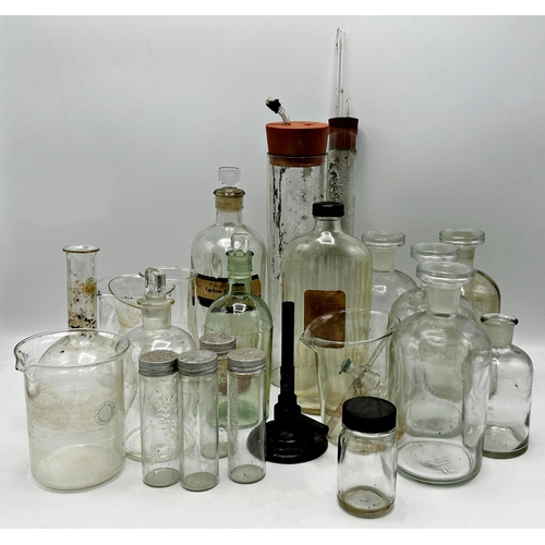 2176 - Large collection of laboratory apothecary bottles and beakers (a collection)