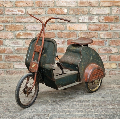 274 - Vintage mid century 'flyabout' pedal tricycle by Tan Sad, with working wheels, H 79cm x W 105cm x D ... 