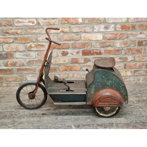 274 - Vintage mid century 'flyabout' pedal tricycle by Tan Sad, with working wheels, H 79cm x W 105cm x D ... 