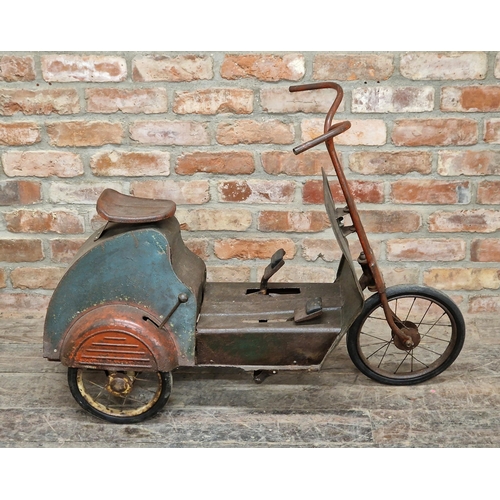 274 - Vintage mid century 'flyabout' pedal tricycle by Tan Sad, with working wheels, H 79cm x W 105cm x D ... 