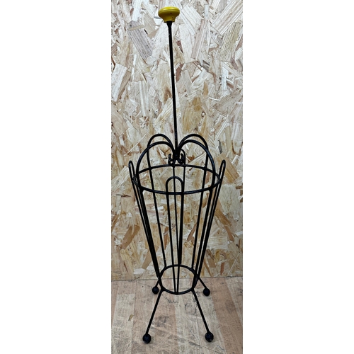 1134 - 1950s Atomic umbrella stand, 81cm high