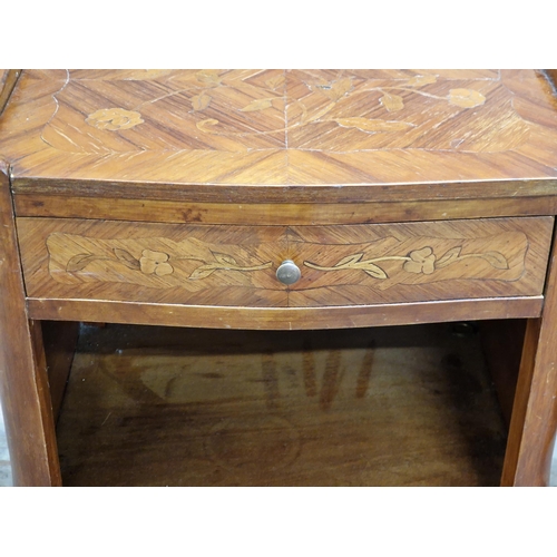 1226 - Two similar French kingwood bedside tables with raised gallery tops, H 75cm x W x 37cm x D 31cm