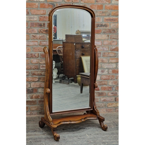 1228 - Victorian mahogany cheval mirror with bevelled glass plate, H 166cm x W 76cm