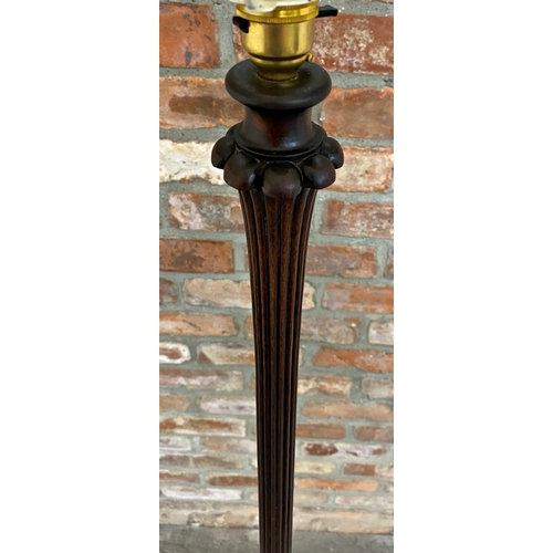 1248 - Good quality mahogany standard lamp with reeded column on stepped circular base, H 197cm (including ... 